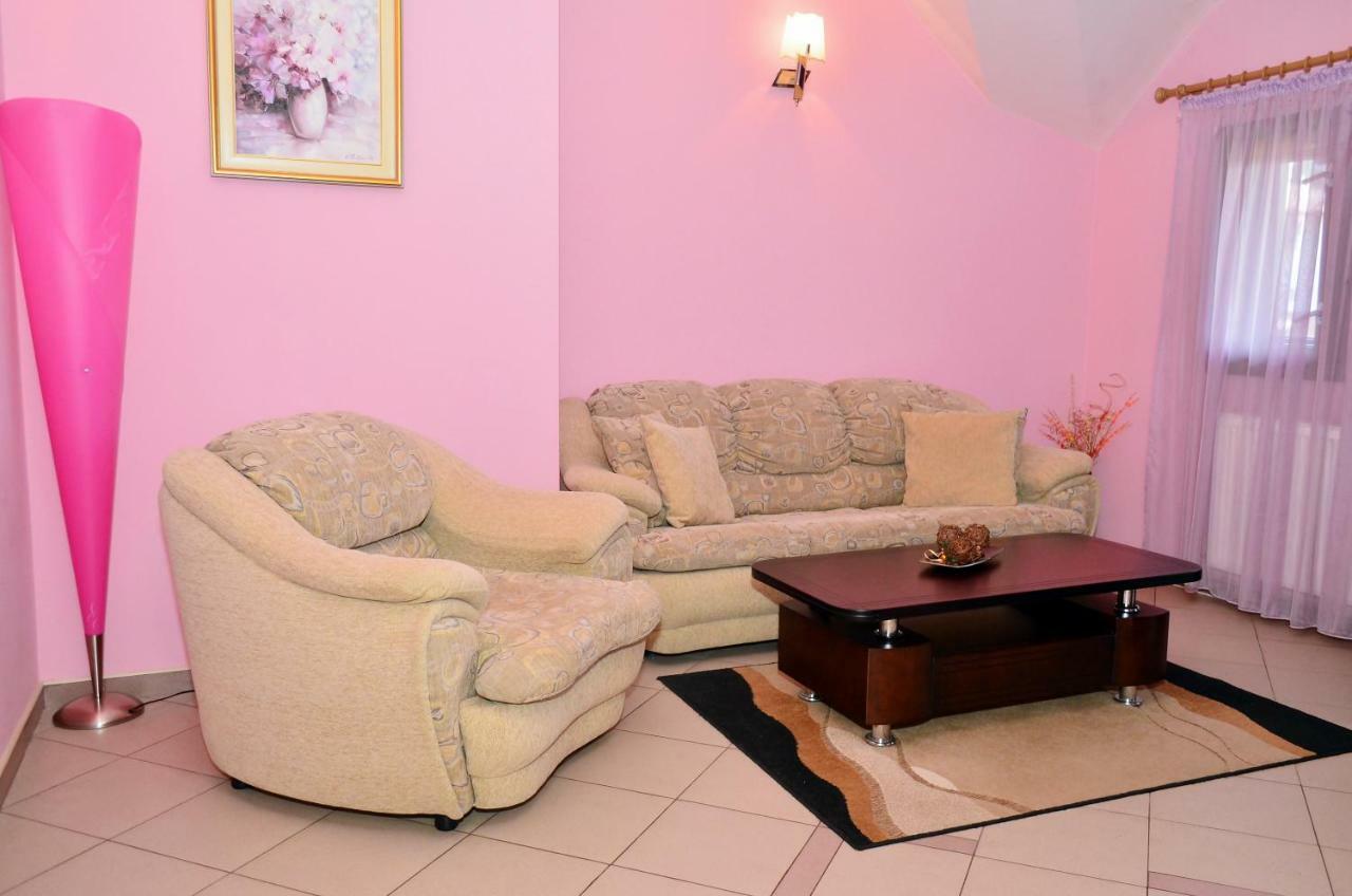 Family Hotel Maraya Arbanasi Extérieur photo